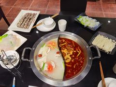 -吴记老锅底麻辣火锅(福州路店)