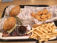 -The Habit Burger Grill 哈比特汉堡(复兴soho店)