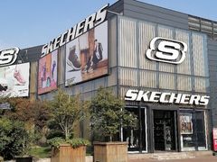 -SKECHERS 斯凯奇(上海国际时尚中心店)