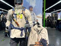 -迪卡侬(西三旗店)