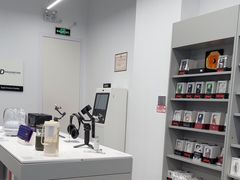 -Apple授权专营店(五彩城店)