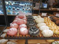-焙丽拾光(麦凯乐直营店)
