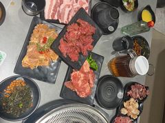 -啊美丽炭火烤肉(滑翔一店)