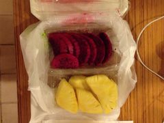 -六合夜市