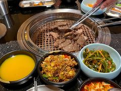 -韩烧牛中牛·甄选黑牛烤肉(黑金店)