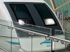 -龙阳路磁悬浮列车总站-停车场