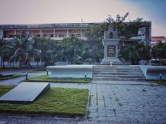 -吐斯廉屠杀博物馆