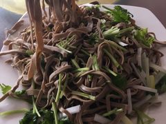 -溢心园香河肉饼总店