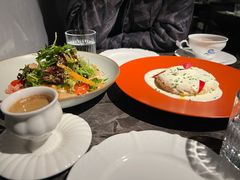 -LESCEDARS Brasserie Bistro香柏树