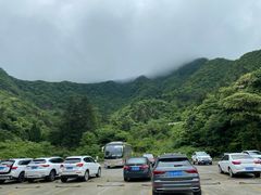 大山里的停车场-梦幻奥陶纪景区