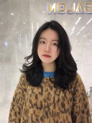 -5M HAIR SALON