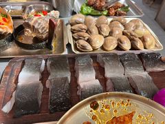 -围炉肉舍•炭烤活鳗•丹东海鲜烤肉(步行街店)