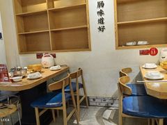 -聚鑫朋酸菜肥肠(文艺路口店)