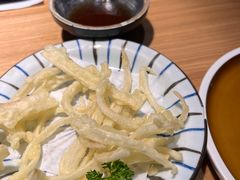 -枝魯枝魯自助料理
