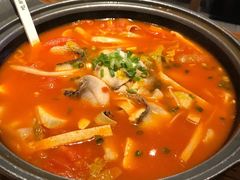-渝是乎川渝小炒(新世界百货望京店)