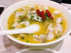 吉品酸菜鱼-吉品系中餐厅(歌斐中心店)