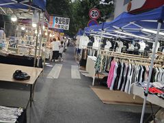 -吴山路夜市