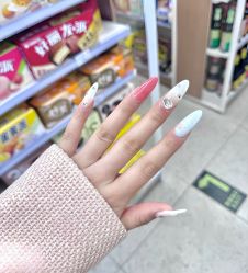 -艾珂·美甲美睫