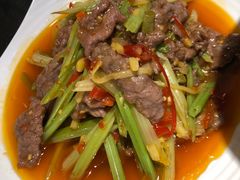 -万重锦·人文川菜馆(骡马市店)