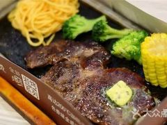 -必胜客(人民店)