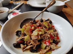 -黔蘑菇四季餐厅(观山湖店)