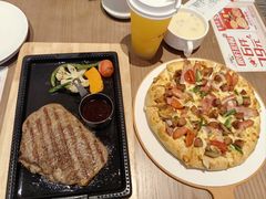 -必胜客(WOW中心城店)