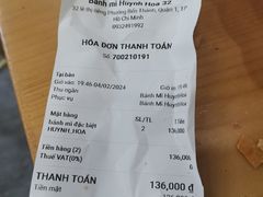 -Bánh Mì Huynh Hoa
