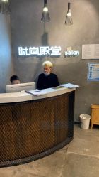 -时尚殿堂明星门店