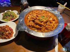 鸡爪煲-胖哥俩肉蟹煲(济南世茂国际广场店)