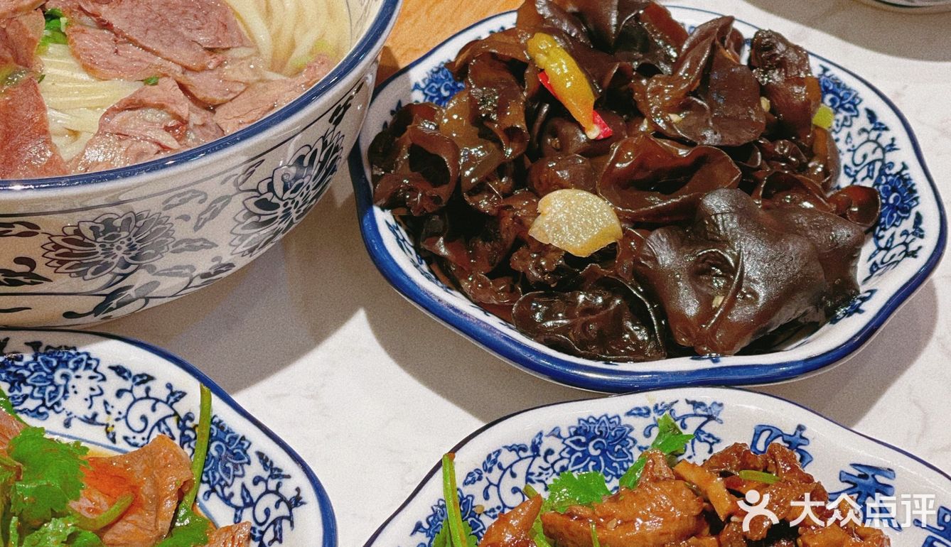 正宗兰州拉面，陈香贵兰州牛肉面深圳首店开业啦！