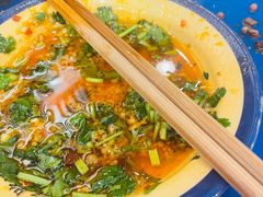 -马路边边麻辣烫联盟路店