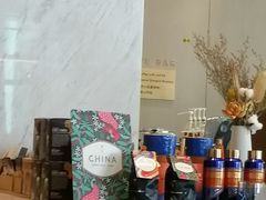 -星巴克臻选(深圳龙华红山天虹店)