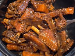 粉葛掌翼煲-花城苑广府菜(侨鑫店)
