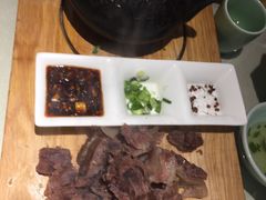 -巷子里小酒馆(西三道街店)