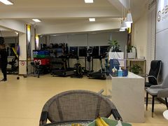 -中田健身工作室(莘庄地铁站店)