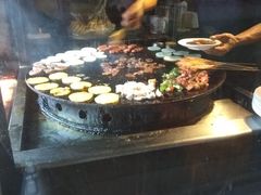 -炙热童年·老北京炙子烤肉(南锣鼓巷店)
