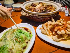 -老码头黑皮肘子锅包肉(赣水路店)