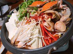 -青瓦餐厅·生鱼片·韩园烤肉(西塔店)