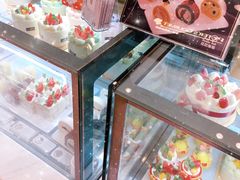 -花花卷卷·鲜食蛋糕(静安久光百货店)