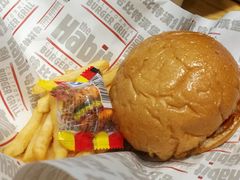 -The Habit Burger Grill 哈比特汉堡(爱琴海店)