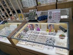 -视野联行眼镜·蔡司·控优点授权(长白万象汇店)