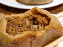 -清真吴记门钉肉饼·喜多利