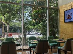 -上海浦东假日酒店逸庭咖啡厅