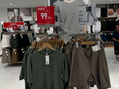 -优衣库(南京建邺万达广场店)