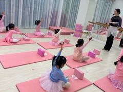 -韵姿少儿舞蹈(北外滩校区)