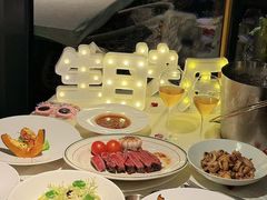 -MONICH牛排融合餐厅(和义大道购物中心店)