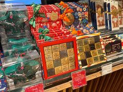 -VENCHI 闻绮(上海佛罗伦萨小镇店)