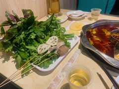 -佰人王串串香火锅直营店(大学路店)