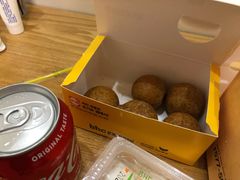 -BHC炸鸡(明洞总店)