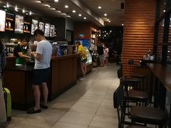 -星巴克(上海虹桥新天地二店)